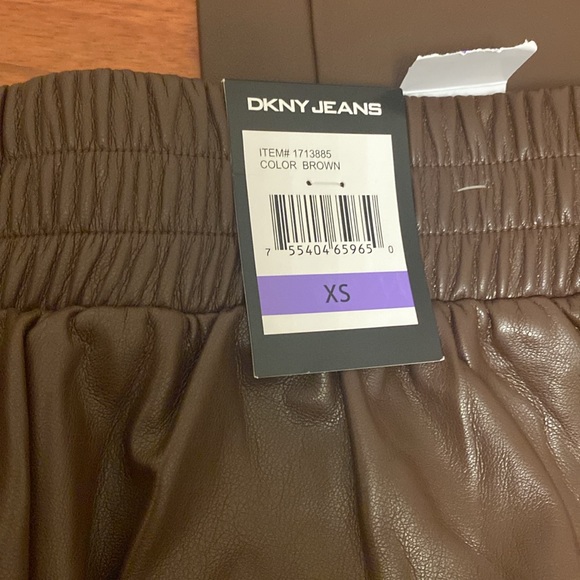 DKNY Ladies faux pull on pants - Picture 6 of 6